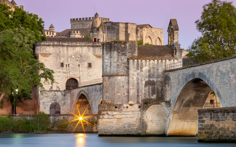 La Mirande Avignon courtyard — Wanvela Journal